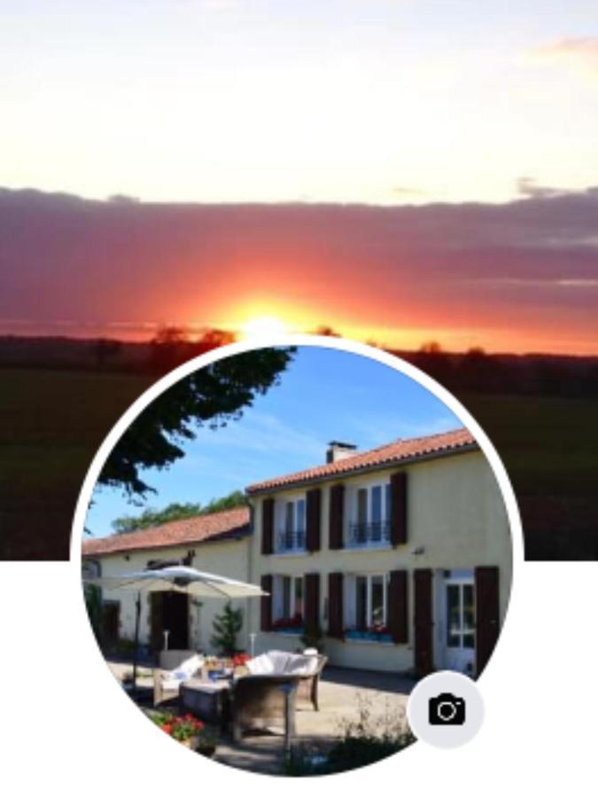 Homestay Arrabella Availles-Limouzine Kültér fotó